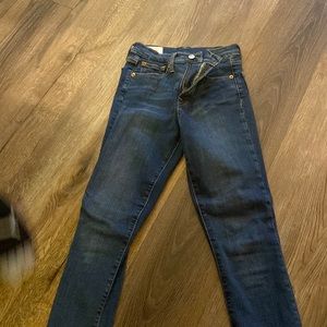 Gap True Skinny High Rise